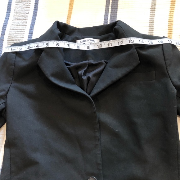 Elizabeth & James Black Blazer w/ Ruched Sleeves - Picture 10 of 14